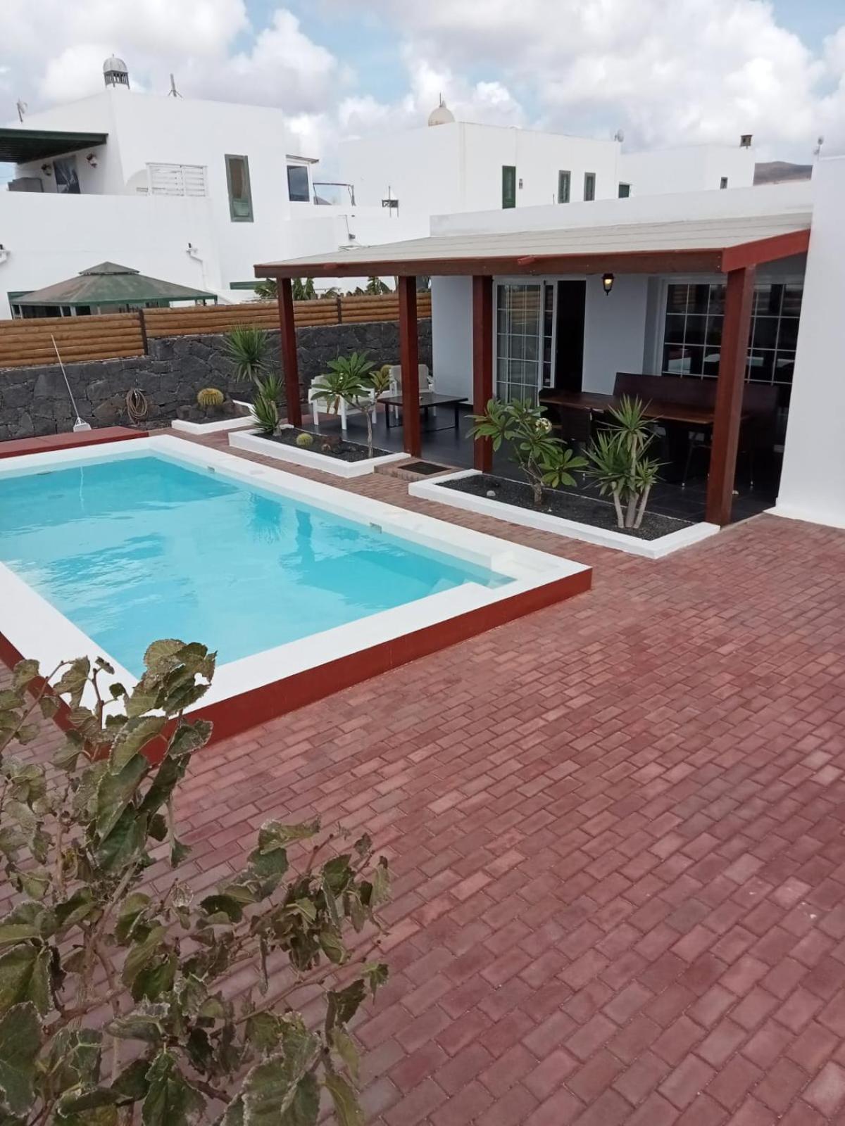 Villa Pol Lanzarote Puerto Calero Exterior photo
